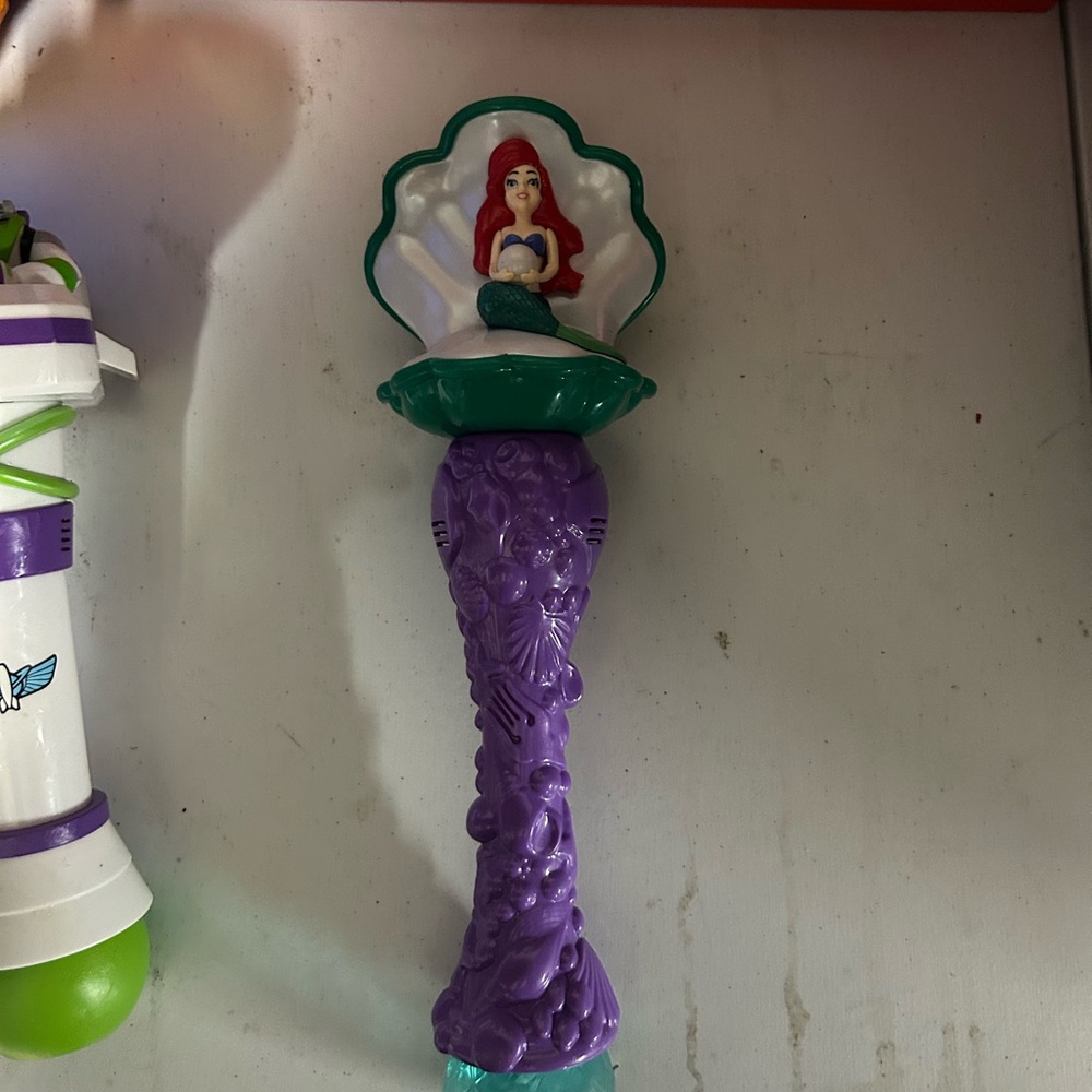 Disney little mermaid Ariel bubble maker wand